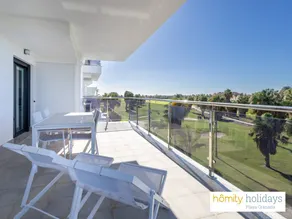 Fully equipped holiday apartment with pool & terrace - Image 2