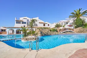 Villa 'Casa Naranjos’ in Nerja with Sea View, Wi-Fi, Air Conditioning and 2 full kitchens - Image 3