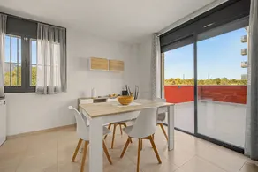 Familienorientiertes gemütliches Ferienhaus mit Garten, Pool und Terrasse | Bergblick - Image 4