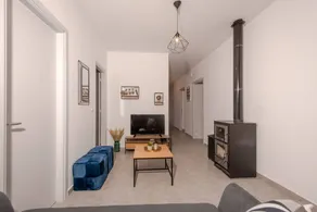 Koukounaria House - Image 3