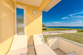 Apartamento vacacional con barbacoa, jardín y terraza | Vistas al mar - Image 3