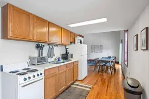 Family-friendly charming flat - Image 5