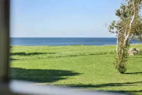 Child-friendly nice holiday home with terrace, barbeque & jacuzzi | Sea view - Image 2