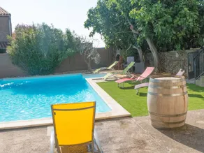 Holiday home with garden, barbecue & private pool | Pool view - Image 2