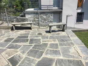 Apartment with terrace & garden | Mountain view - Image 2