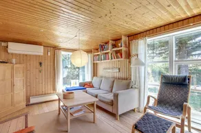 Holiday home with sauna, terrace & barbeque - Image 5