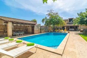Family-oriented wonderful villa with garden, terrace & BBQ - Image 2