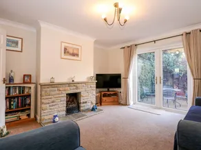 Cottage with garden - Image 5