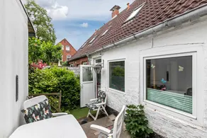 House with BBQ & terrace - Image 2