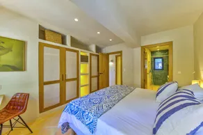 Villa with private pool, terrace & garden | Panoramic view - Image 3