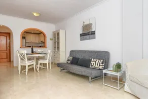 Holiday apartment with pool, garden & terrace - Image 4