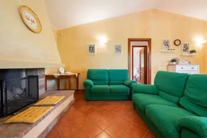Beautiful villa with garden, terrace & barbeque | Mountain view - Image 4