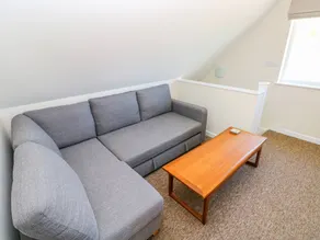 Cottage with garden - Image 4
