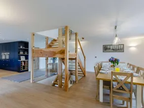 Cottage with barbeque, jacuzzi & garden - Image 5