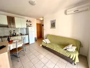 Portos in Dramalj with 1 bedrooms and 1 bathrooms - Image 5