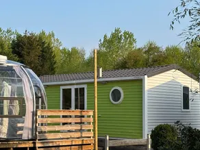 Bungalow with heated pool & jacuzzi - Image 4