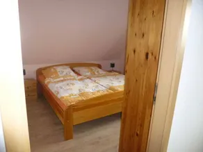 Apartment with barbecue & garden | Panoramic view - Image 4