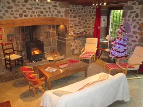 Holiday home with terrace, garden & BBQ | Mountain view - Image 4