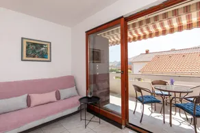 Apartment with 2 rooms for 4 persons - Image 5