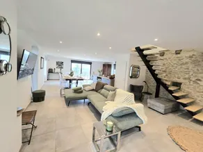 Large Family House with Private Pool and Pets Welcome - Image 2