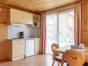 Familienfreundliches Ferienhaus mit beheiztem Pool, Garten und Terrasse | Skifahren in der Nähe | Hunde erlaubt - Image 2