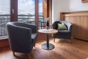 Room 'Ortlersuite Zi 4' with Mountain View, Shared Garden and Balcony - Image 3
