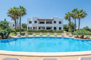 Voll ausgestattete charmante Wohnung mit Garten, Pool und Grill | Gartenblick | Neben dem Strand | Perfekt für die Arbeit von Zuhause - Image 2