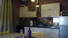 Flat with barbecue, garden & terrace - Image 3
