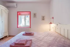 Espléndida habitación en casa de familia | Vistas a la montaña - Image 2
