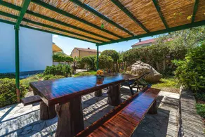 Feriebolig med terrasse - Image 3