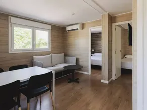 Mobile home with terrace - Image 5
