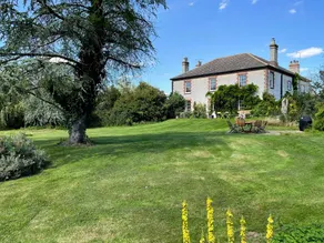 Children-friendly beautiful cottage with garden & barbeque | Pet-friendly - Image 2