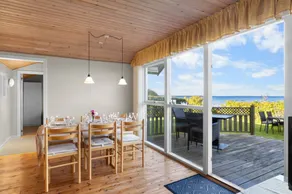 Holiday home with garden, terrace & barbecue | Sea view | Beach nearby - Image 5