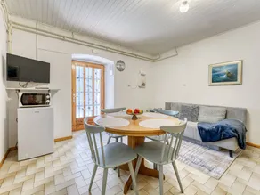 Apartment with BBQ & terrace - Image 5