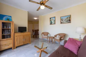 Appartement de vacances avec internet haut débit, barbecue et piscine | Vue mer - Image 4
