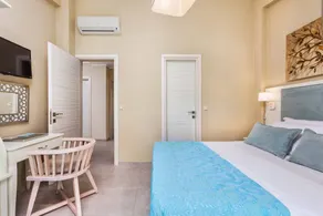 Charming villa with terrace - Image 4
