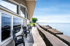 Waterfront Relaxing Cottage Ideal to Create New Memories in Ontario - Image 5