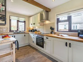 Lovely cottage with barbeque & garden | Next to the beach | Dogs allowed - Image 4
