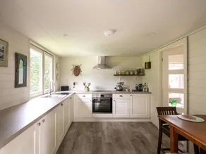 Family-oriented cottage with pool, garden & BBQ | River view | Pet-friendly - Image 4