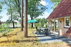 Children-friendly bungalow | Beach nearby - Image 3