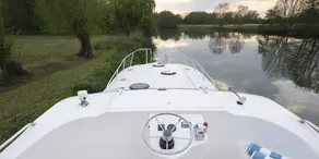 Boat with terrace - Image 3