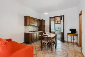 Holiday home with barbeque & terrace | Garden view - Image 3