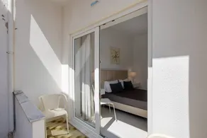 Charmante chambre chez l'habitant avec internet haut débit | À côté de la plage - Image 2
