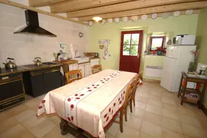 Holiday home with BBQ, terrace & garden | Nature view - Image 3