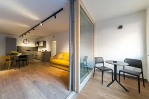 Apartment 'Boutique Yellow' mit Balkon, WLAN und Klimaanlage - Image 3