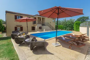Apartamento vacacional con piscina, barbacoa y jardín | Adaptado para el teletrabajo - Image 4