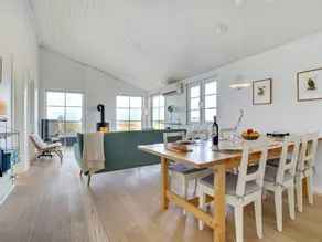 Kinderfreundliches Ferienhaus mit Terrasse und Sauna | Meerblick | Strand in der Nähe - Image 4