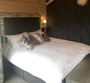 Scenic Holiday Rental for a Romantic Getaway near Loch Lomond, Scotland - Image 4