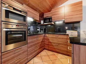 Family-friendly holiday apartment with terrace - Image 5