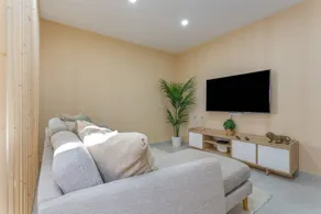 Holiday Home with Sea and Mountain Views - Image 3